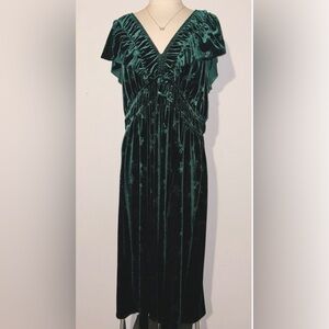 Eyeshadow Crushed Velvet V-Neck Ruffle Dress Side Slit Green Floral XL NWT